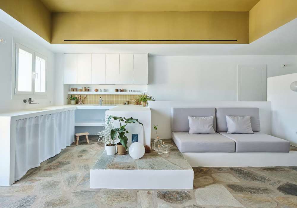 crocus-apt-12